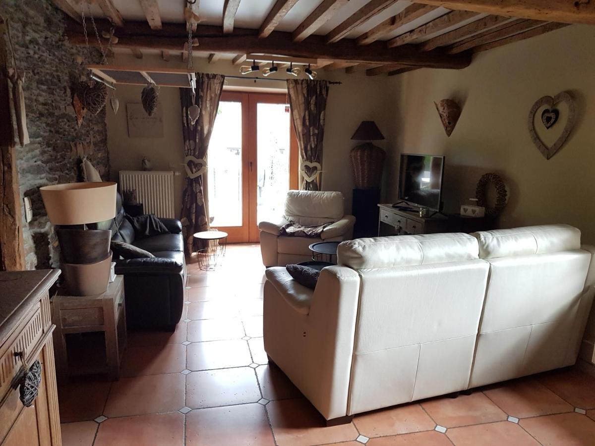Gite Au Coeur De Champlon Bagian luar foto