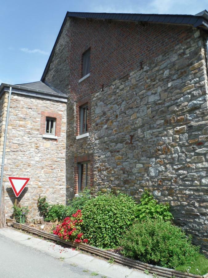 Gite Au Coeur De Champlon Bagian luar foto
